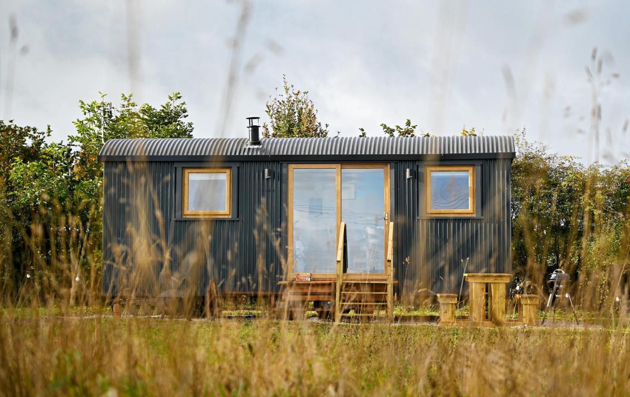 Luxury Shepherd Hut In The Peak District Bakewell Esterno foto